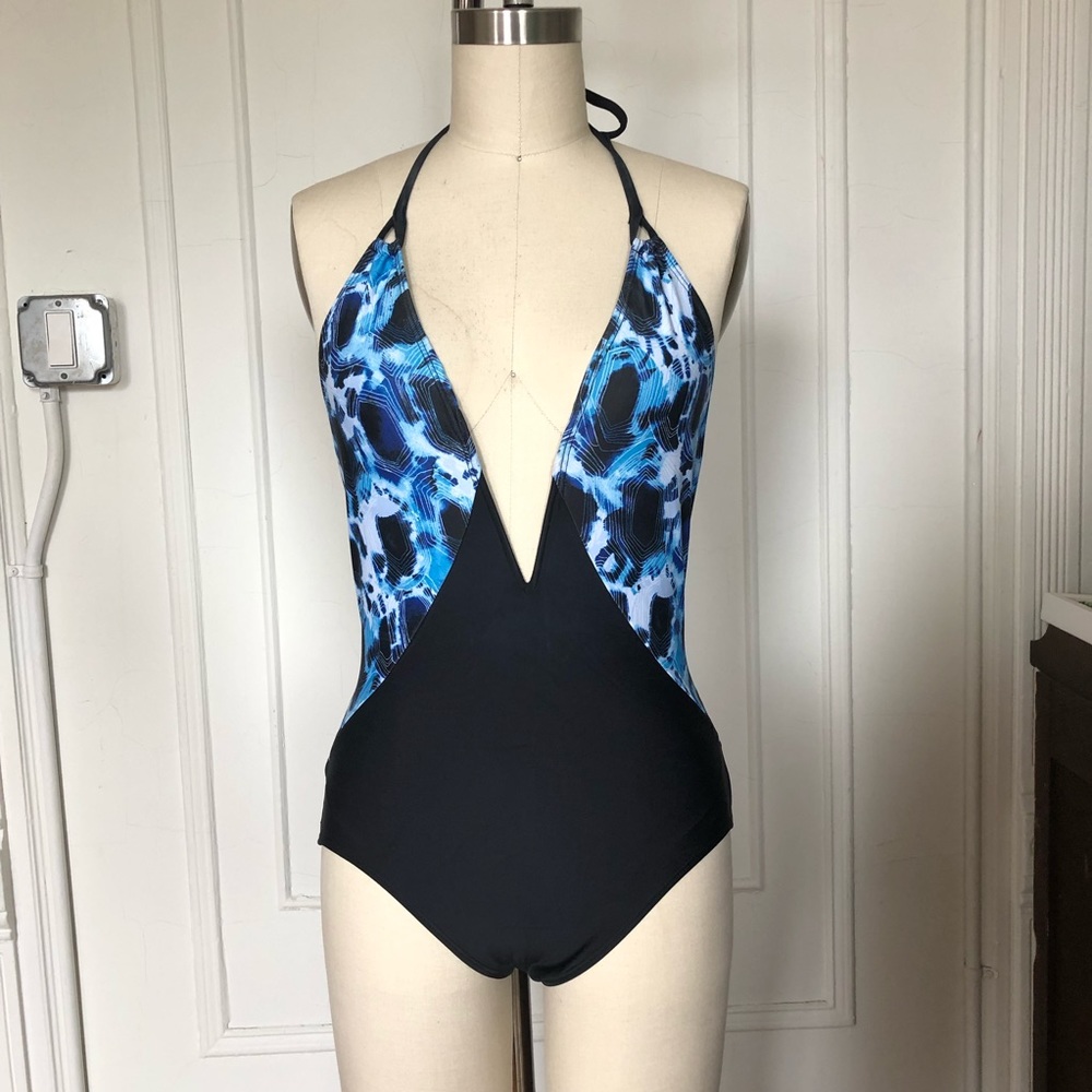 Thorsun halter swimsuit - Picture 2 of 11